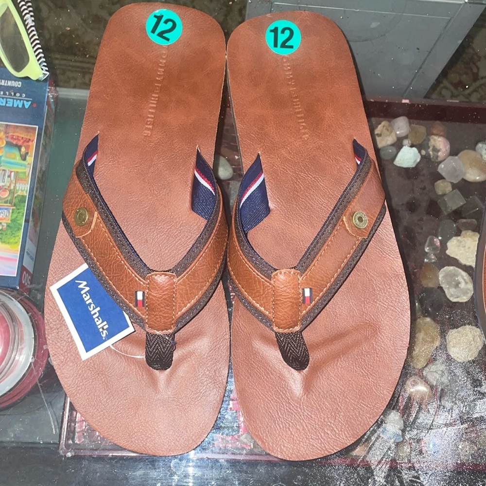 Tommy Hilfigure flip flops